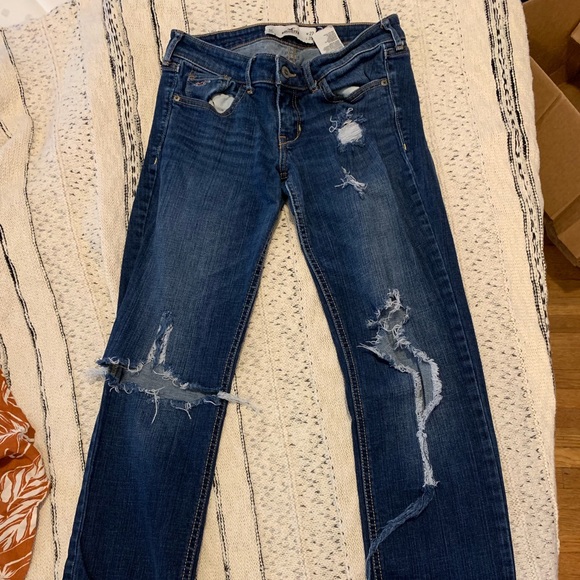 Jeans - Picture 2 of 3